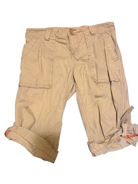 Vintage y2k American Eagle 2000s cargo khaki capris size 2